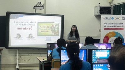 PHỐI HỢP TỔ CHỨC TẬP HUẤN THƯ VIỆN SỐ CHO GIÁO VIÊN TRƯỜNG TIỂU HỌC NGUYỄN TRÃI
