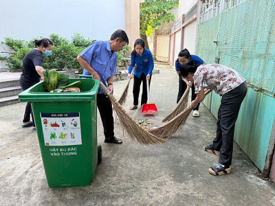 Ra quân "Ngày thứ Bảy văn minh"