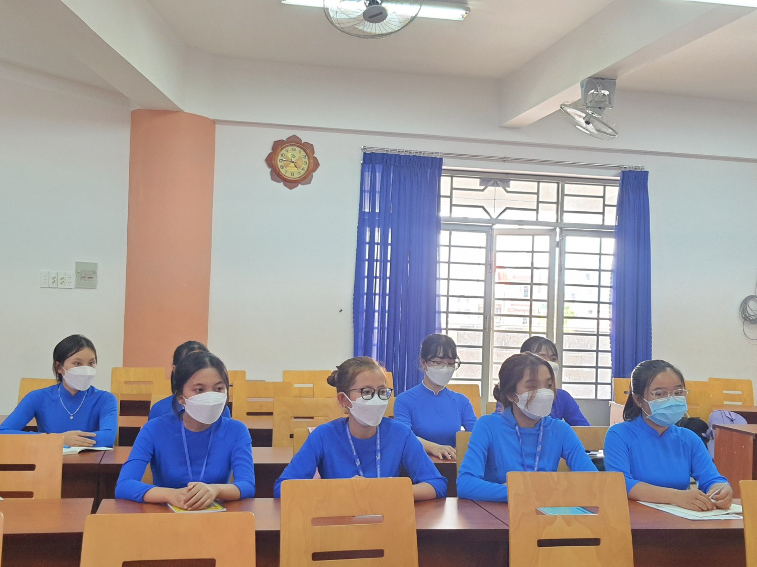 Trường TH Nguyễn Trãi đón đoàn kiến tập sư phạm trường Đại học Thủ Dầu Một